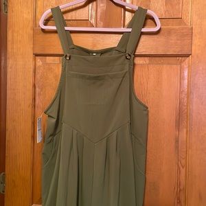 Perfect plus size jumper! 2XL and NWT